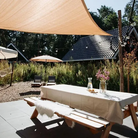 Vakantiehuis Foss - Luxe Boutique Boshuis Veluwe