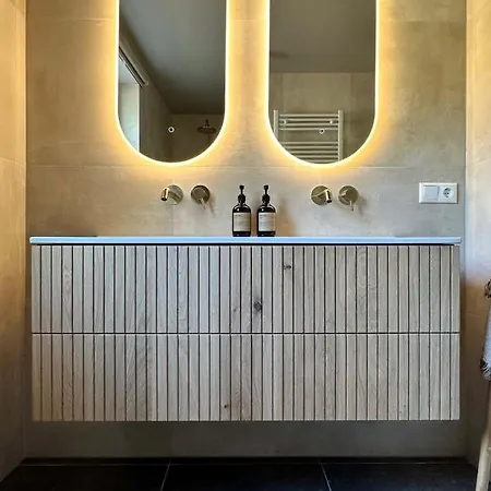 Foss - Luxe Boutique Boshuis Veluwe * نونسبيت